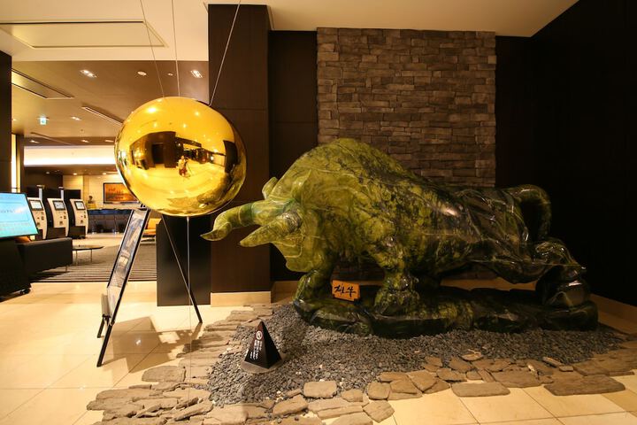 Guest Lobby