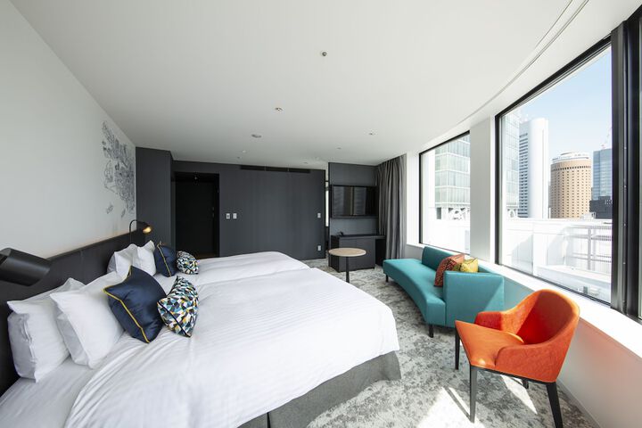 Room 16 of 100