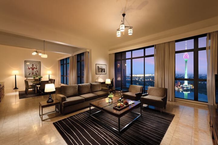 Room 31 of 52