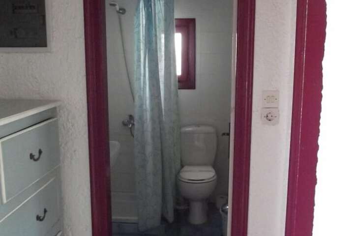 Room 17 of 39