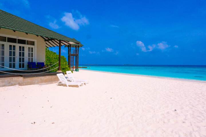 Beach 140 of 149