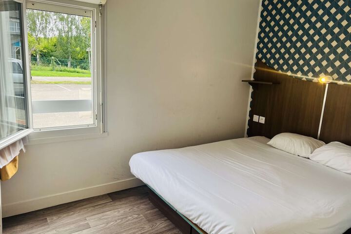 Room 18 of 51