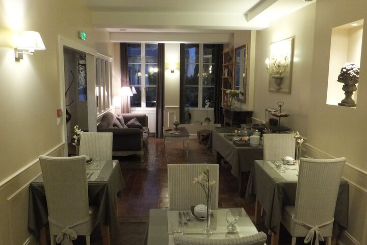 Dining Photos