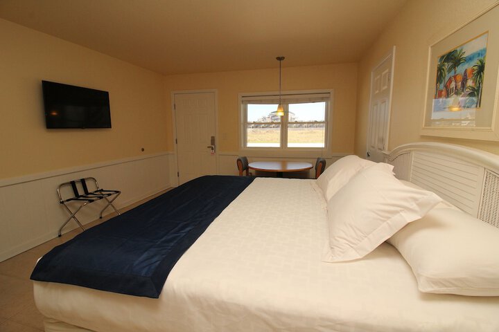 Room 14 of 48