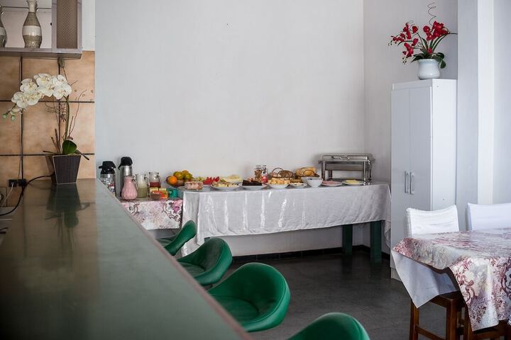 Breakfast/Coffee Service 11 of 12