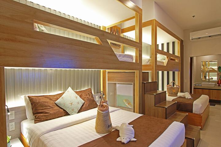 Room 30 of 147