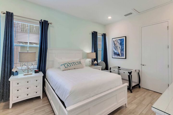 Room 3 of 36