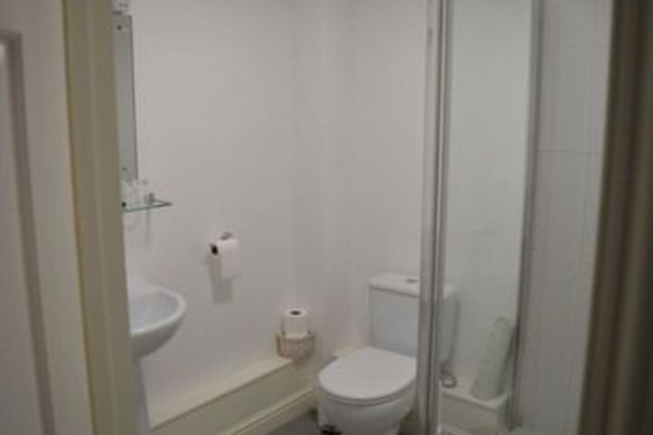 Room 12 of 48