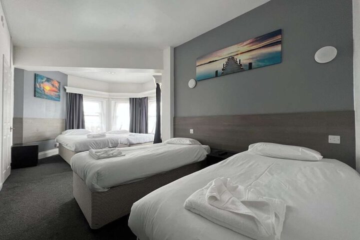 Room 22 of 54