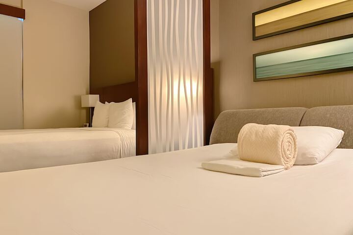 Room 15 of 40