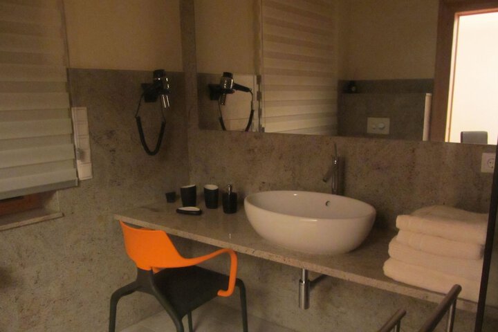 Clean Restrooms