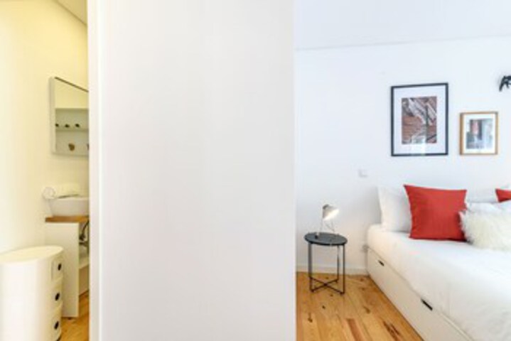 Room 38 of 58
