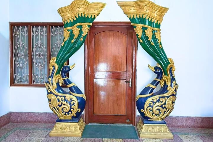 Ballroom/Hall 44 of 53