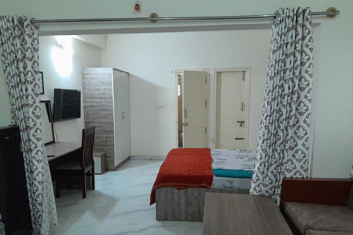 Room 37 of 58