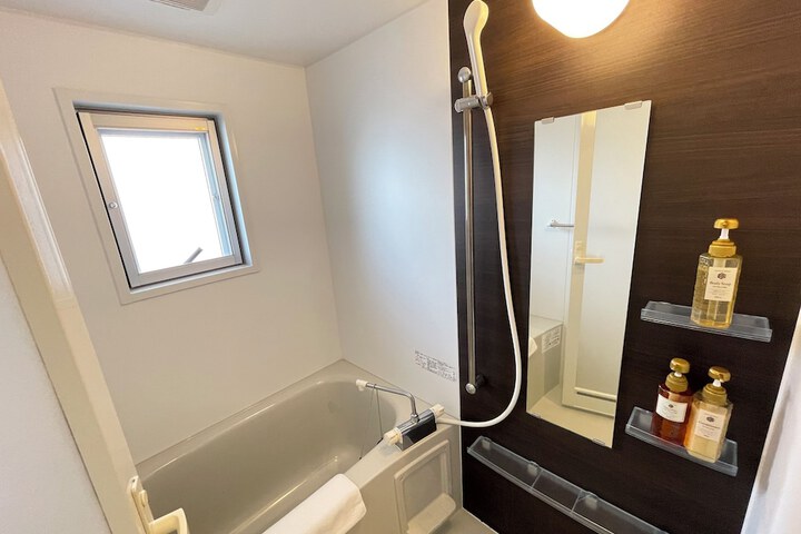 Room 13 of 15