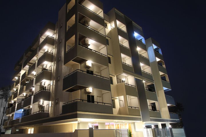 Arra Grande Suites Bangalore Airport Hotel