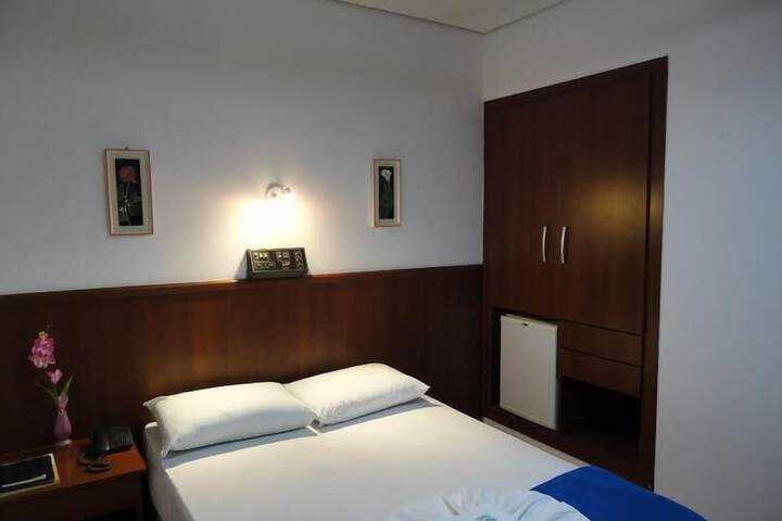 Room 19 of 44