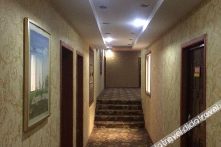 Hotel Interior 10 of 39