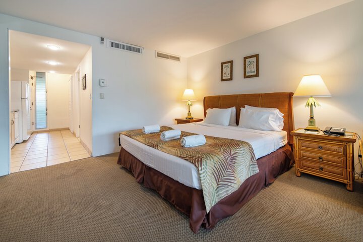 Room 13 of 235