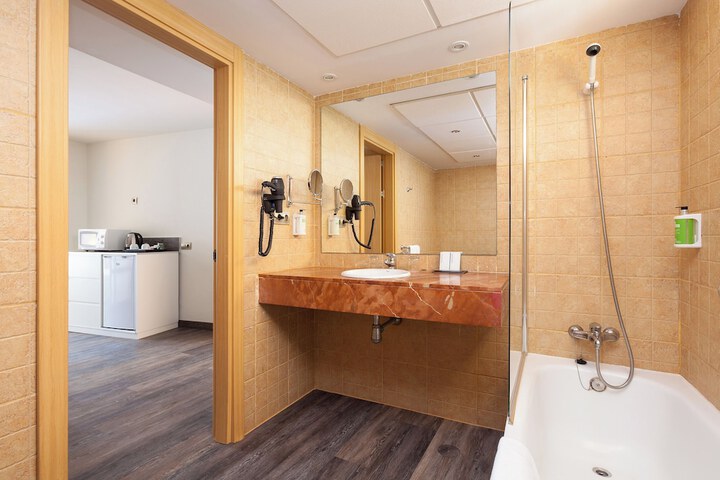 Bath Interior