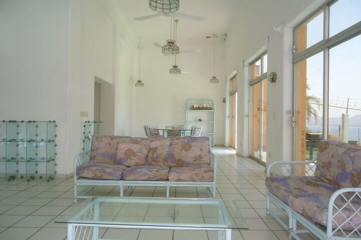 Hotel Interior 14 of 91
