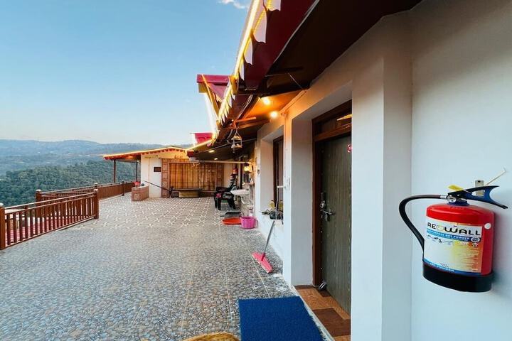 The Town Escape Cottage in Dhari