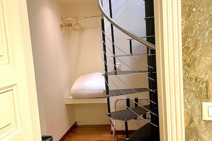 Room 39 of 98