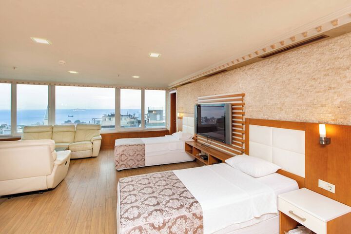 Room 42 of 97