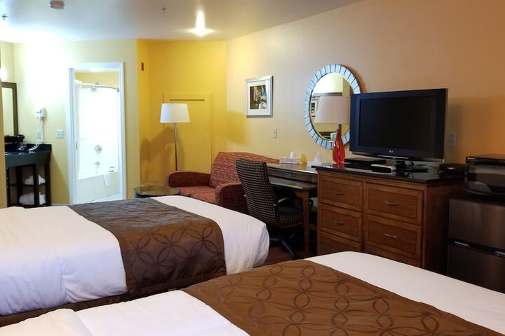 Room 34 of 65