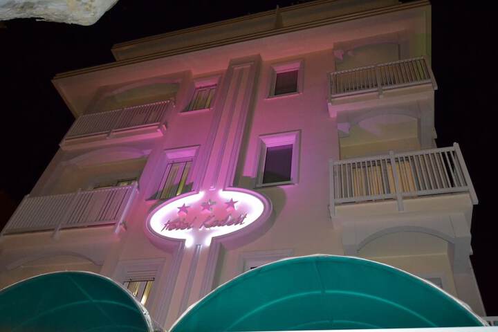Hotel 46 of 48