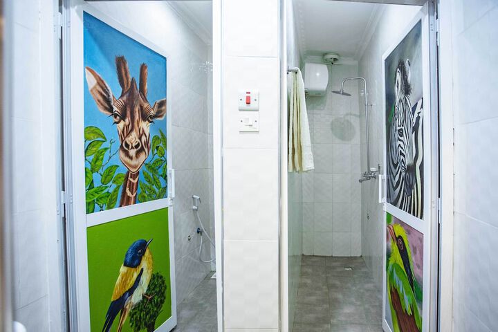 Room 18 of 84