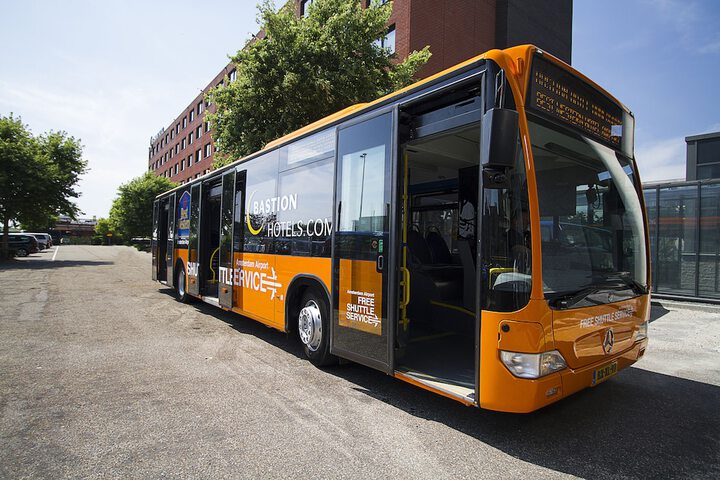 Airport shuttle