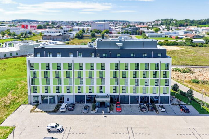 Hotel 77 of 88