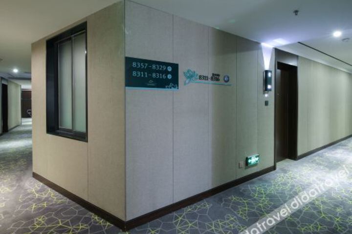 Hotel Interior 15 of 23