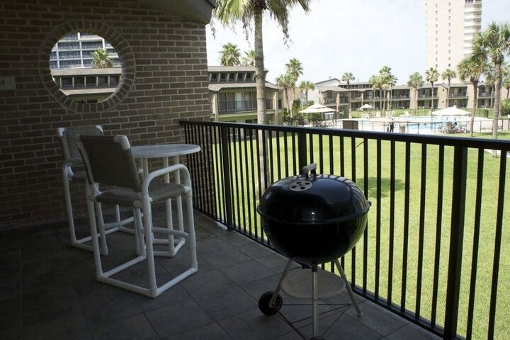 Terrace/Patio 12 of 23