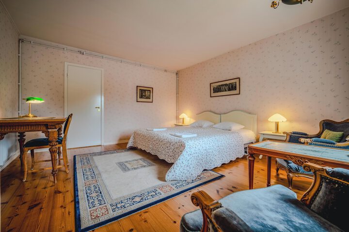 Room 20 of 148