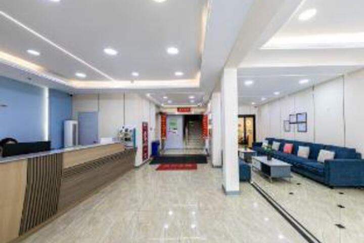 Naxiang Fujian Holiday Inn (Zhujiajian branch of Oriental Garden Hotel)