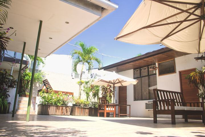 Terrace/Patio 25 of 40