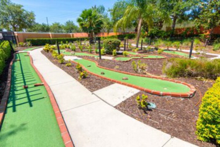 Golf 35 of 81