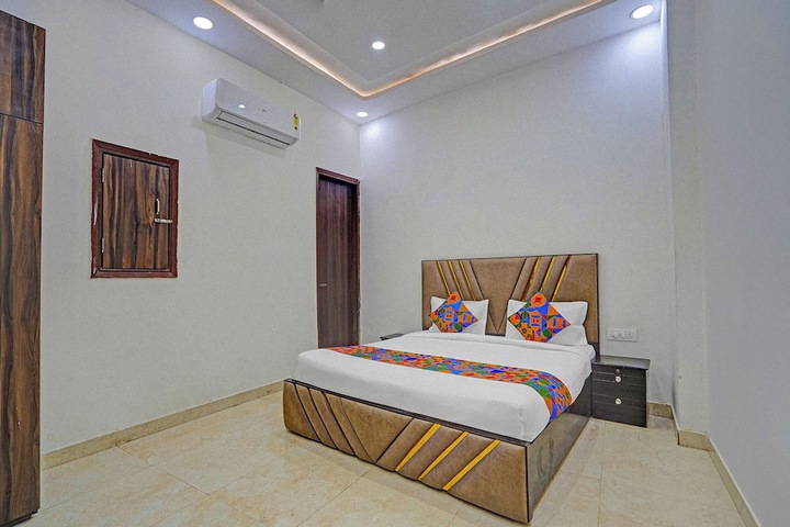 Room 20 of 26