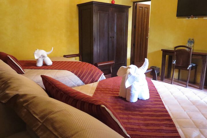Room 18 of 65
