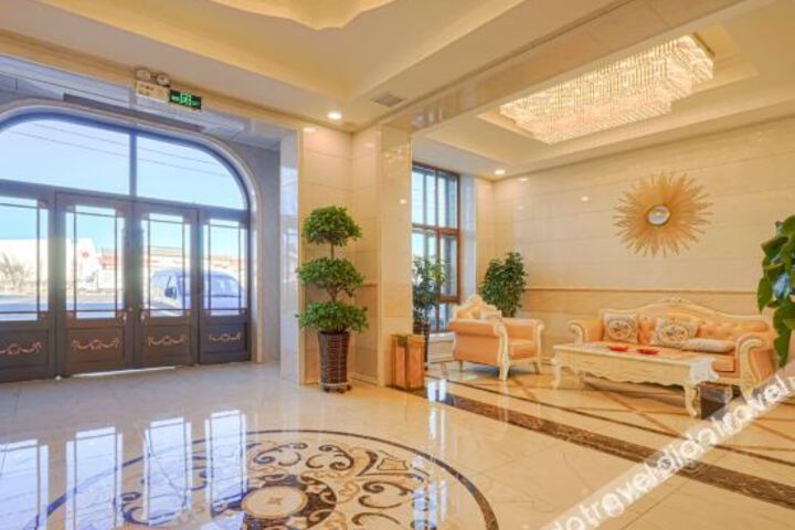 Hotel Interior 8 of 22