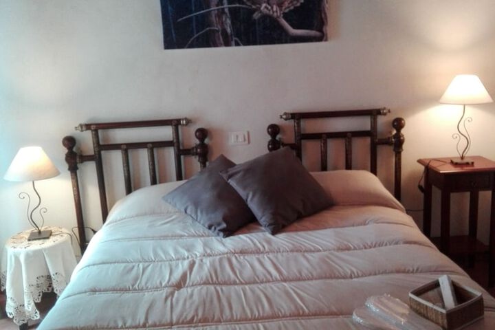 Room 11 of 114