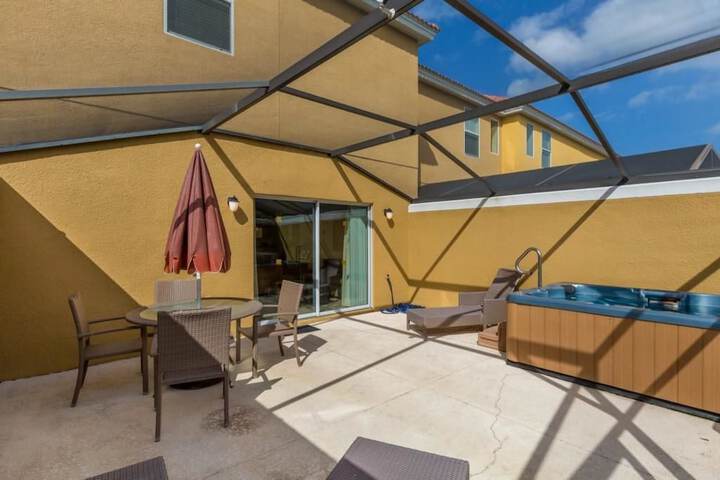 Terrace/Patio 11 of 18