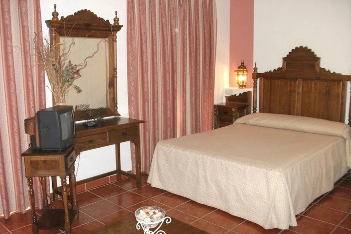 Room 2 of 19