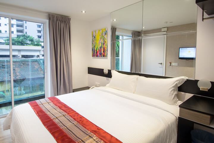 Room 19 of 38