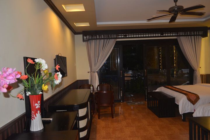 Room 37 of 146
