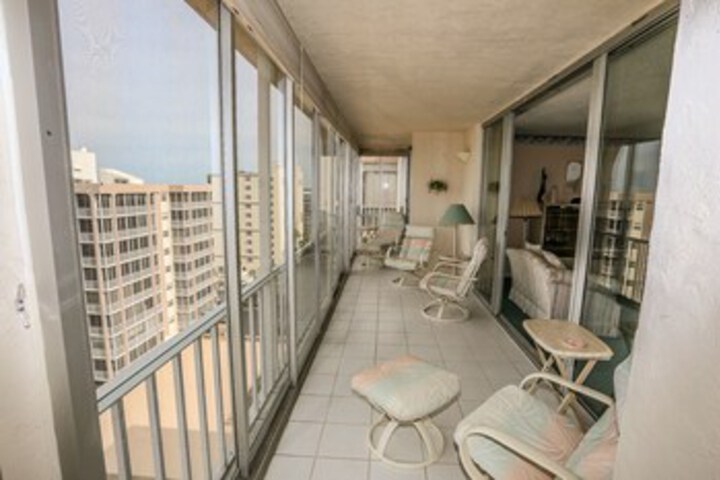 Terrace/Patio 2 of 18