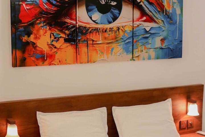 The Regent Grand Hotel - Galle Face