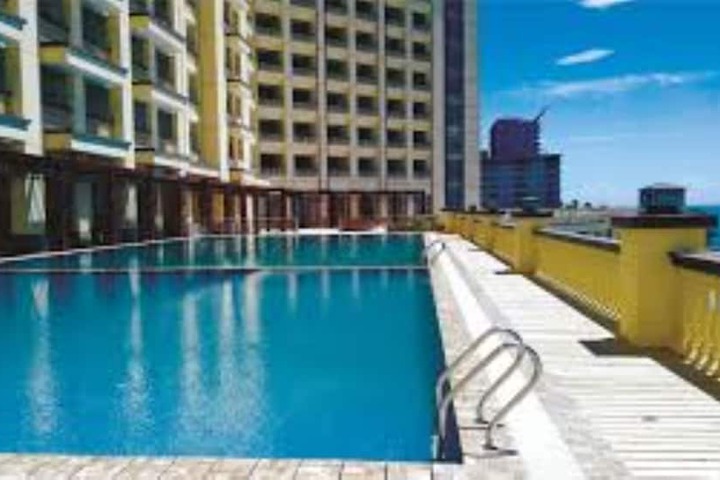 Pool 38 of 46
